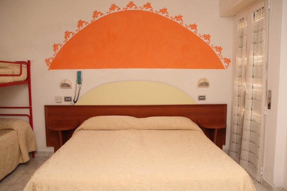 Hotel Clipper Cattolica Eksteriør bilde