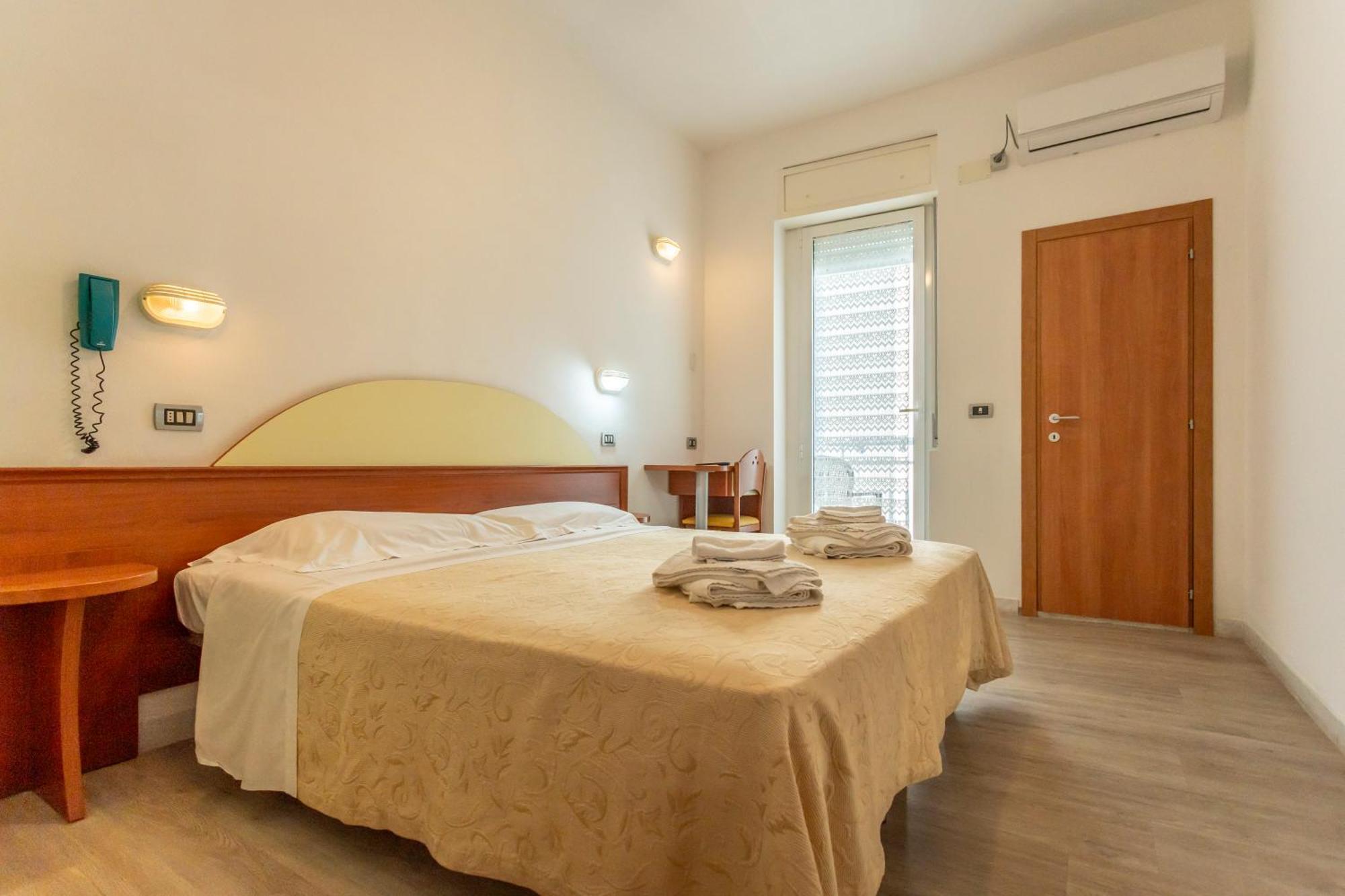 Hotel Clipper Cattolica Eksteriør bilde